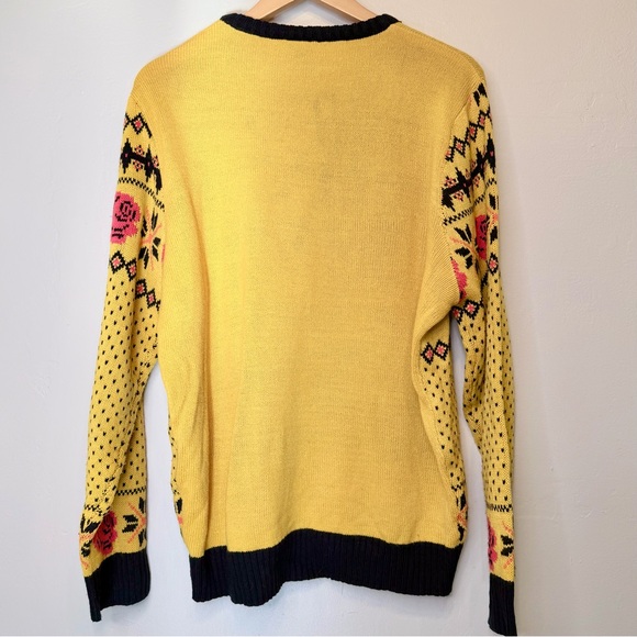 Bravado | Guns N' Roses Unisex Crewneck Ugly Christmas Sweater - Picture 5 of 10